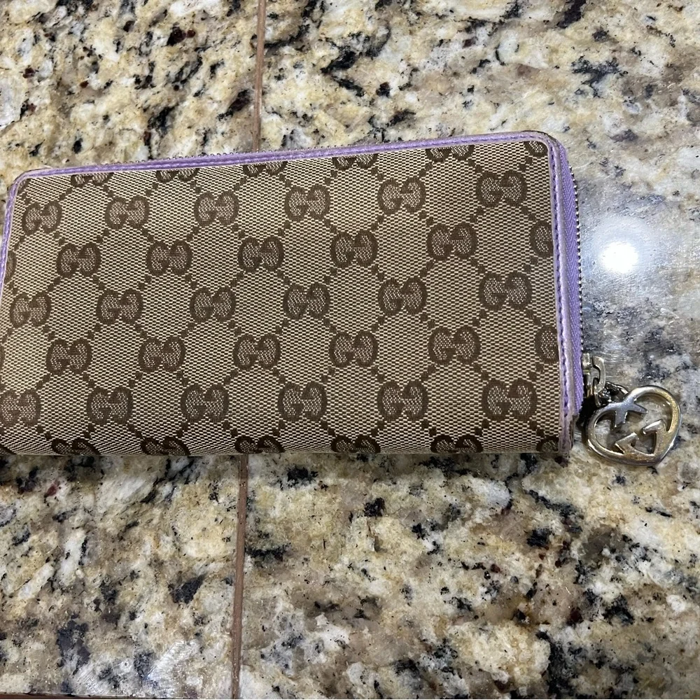 Gucci Brown and Purple Monogram Wallet - Picture 5 of 15